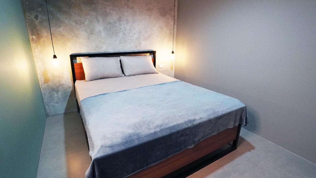 Hostel 18 Pasangan Butuh Surat Nikah Бандунг Экстерьер фото