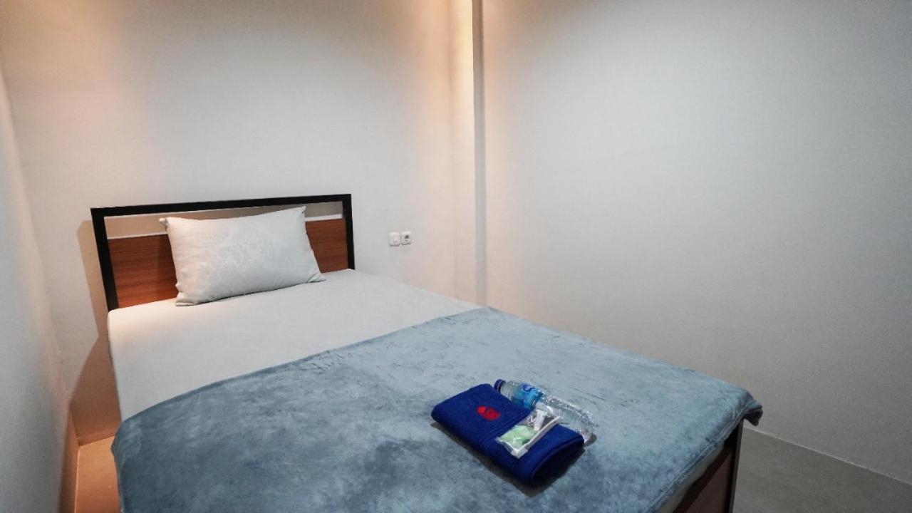 Hostel 18 Pasangan Butuh Surat Nikah Бандунг Экстерьер фото